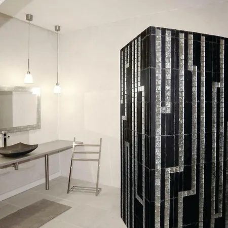 Three-bedroom Holiday With A Fireplace In Nyaraló Burie